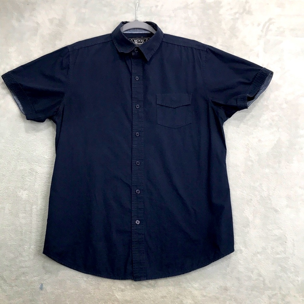 Broken Threads Men's Navy Blue Short Sleeve Button Down Shirt Size M